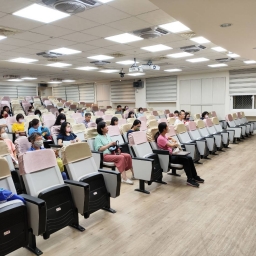 113年公民素養週講座【當孩子的神隊友~以親職溝通談破除性別刻板印象】